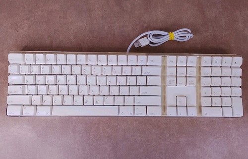 Genuine apple a1048 - wired, usb