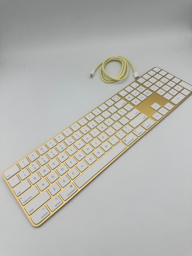 Yellow apple magic - yellow,